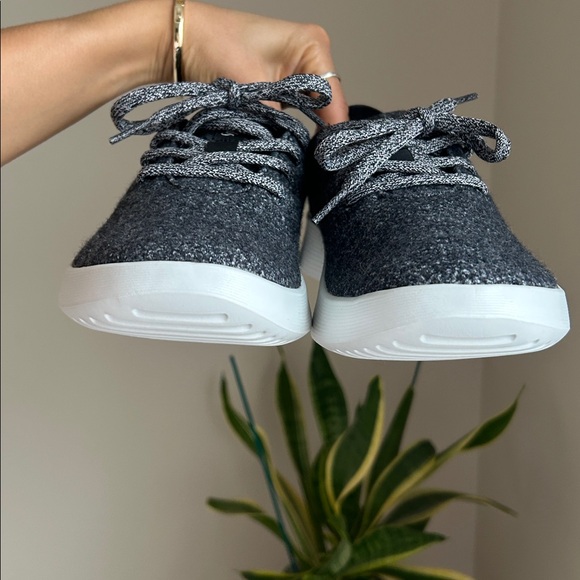 Allbirds Wool Runner Go Shoes - Picture 15 of 17